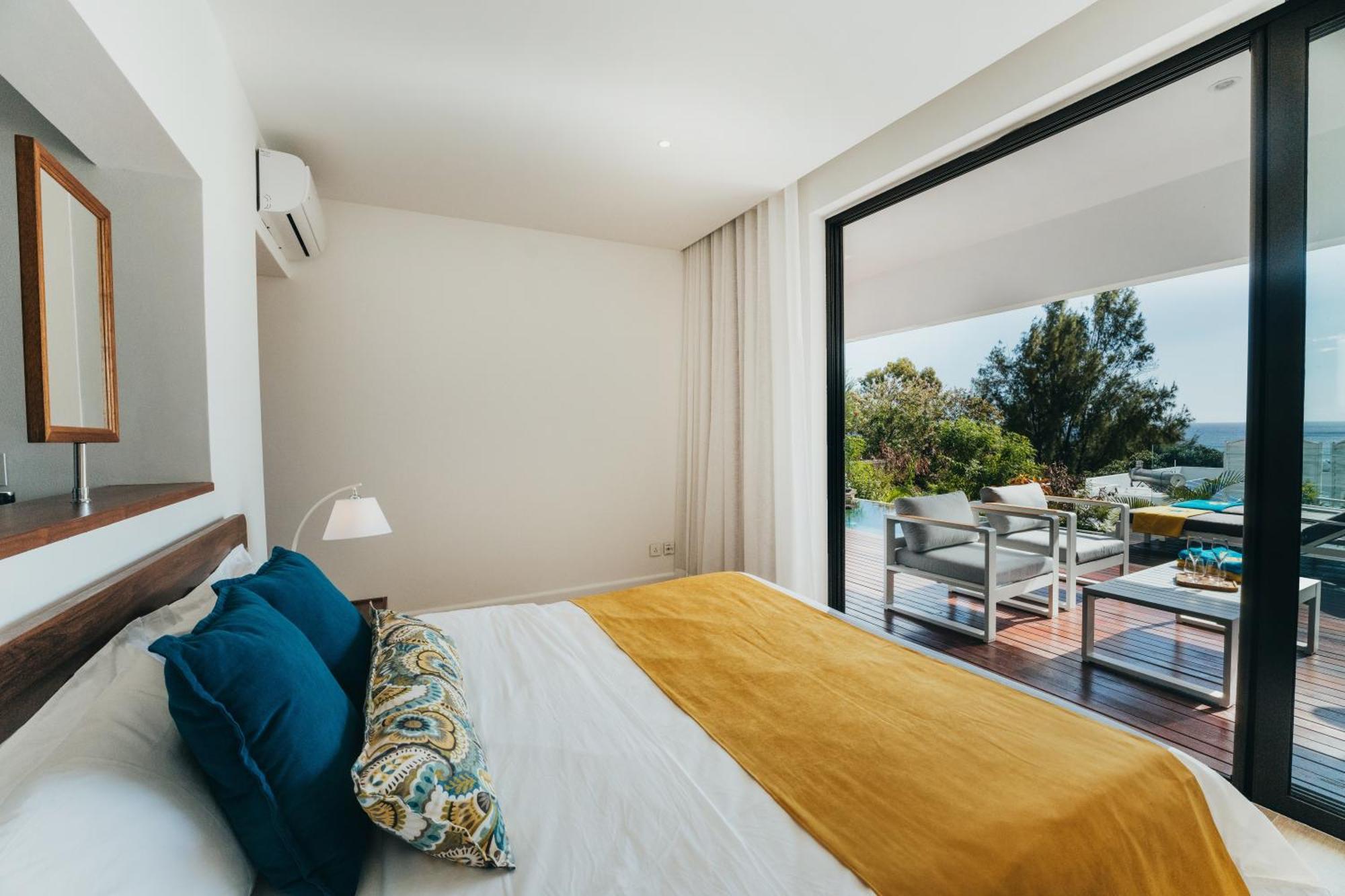 Appartement De Luxe Piscine Et Vue Mer Rivière Noire Exterior foto