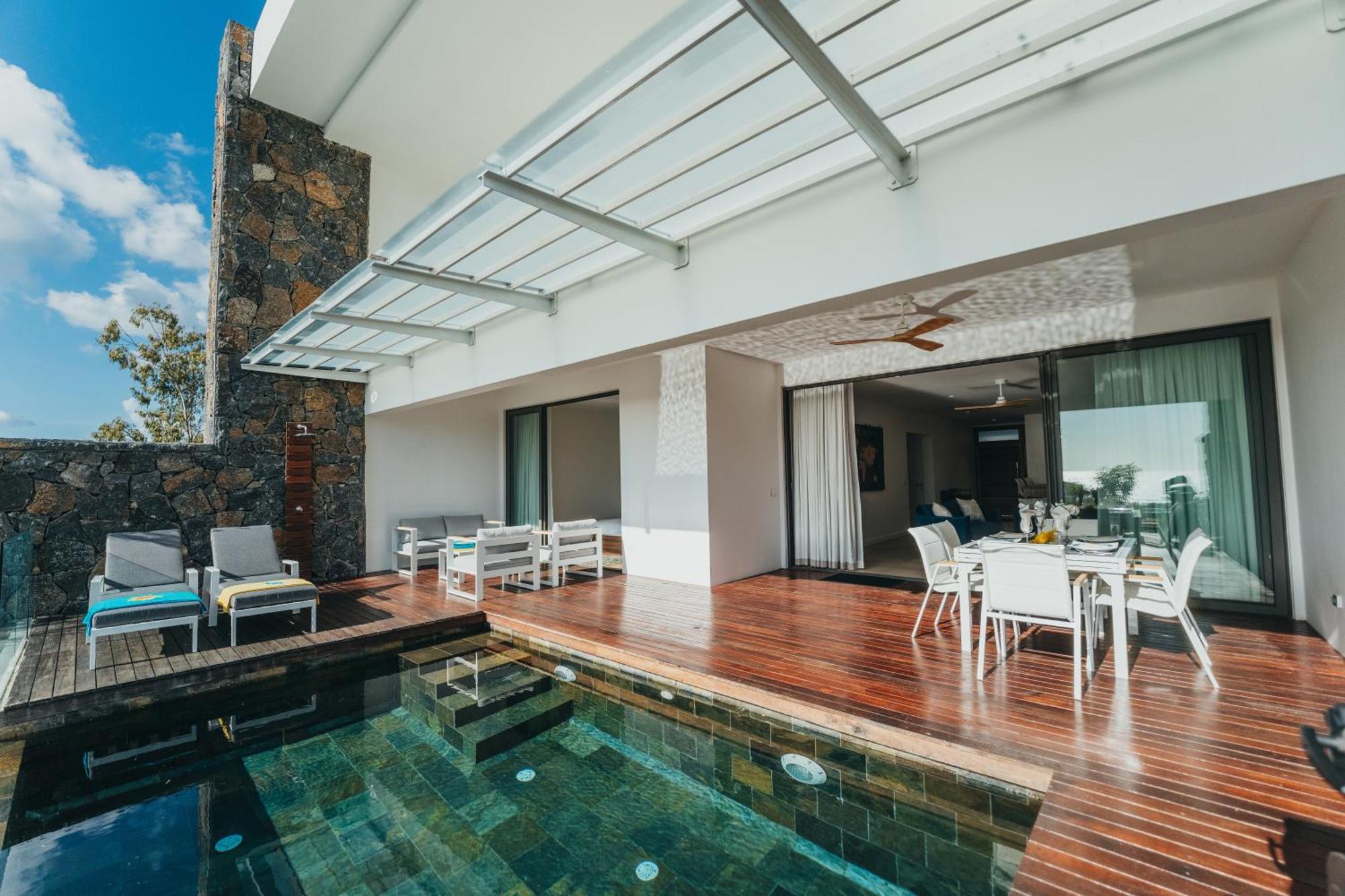 Appartement De Luxe Piscine Et Vue Mer Rivière Noire Exterior foto